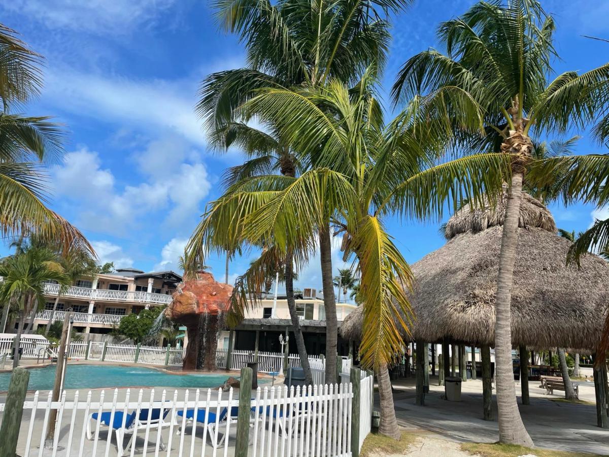 Coconut Cove Resort & Marina Исламорада Екстериор снимка